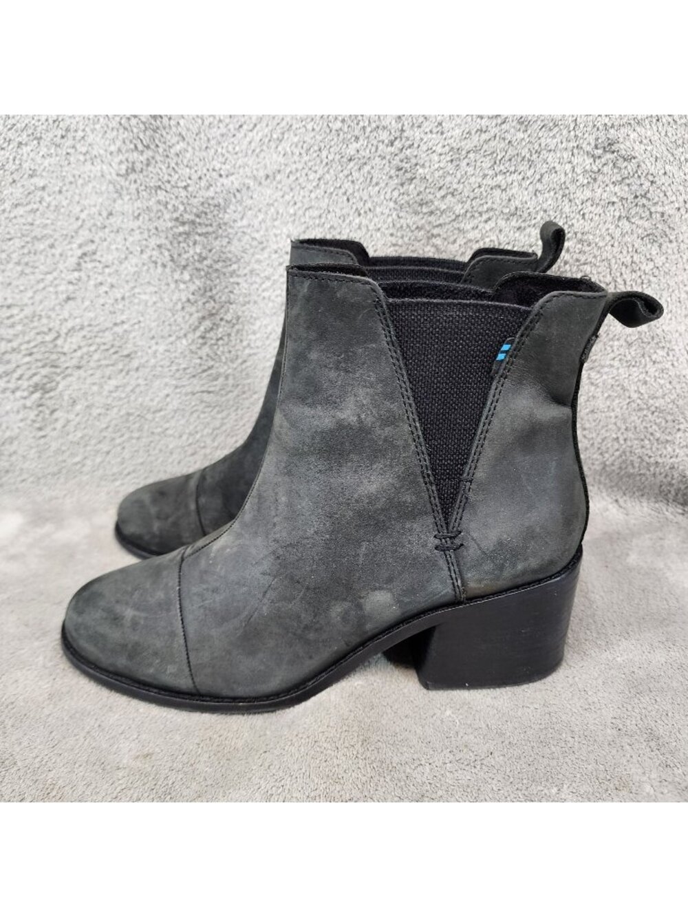 Toms Shoes Womens Size 7 Black Leather Chelsea Boots Blue Tab *Read*